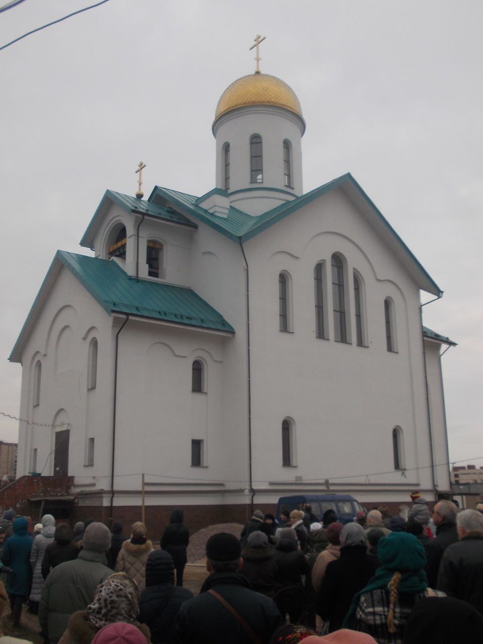 Храм во имя преп. Серафима Вырицкого в Купчино, СПб, Загребский/Гашека